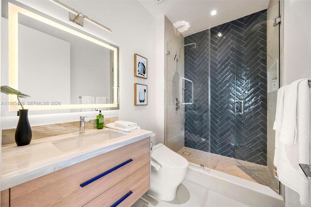 2627 S Bayshore Dr 2904, Miami, FL 33133