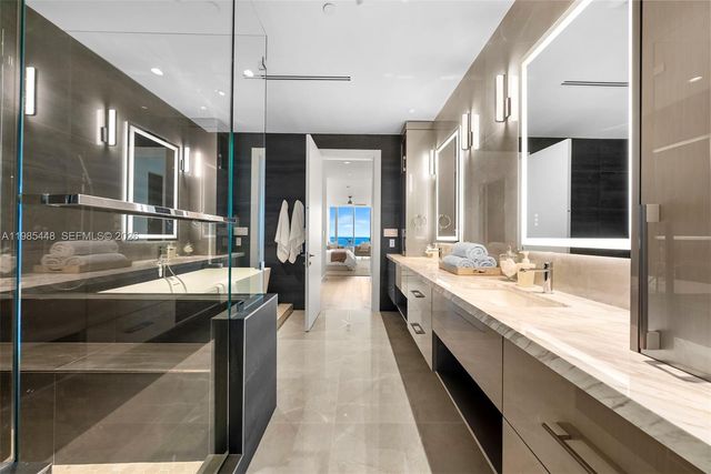 2627 S Bayshore Dr 2904, Miami, FL 33133