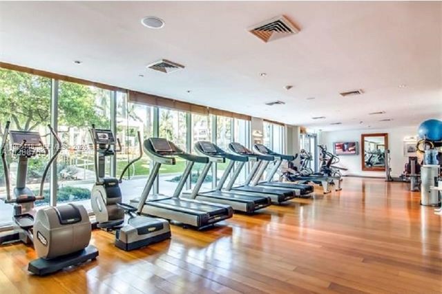 2627 S Bayshore Dr 2904, Miami, FL 33133