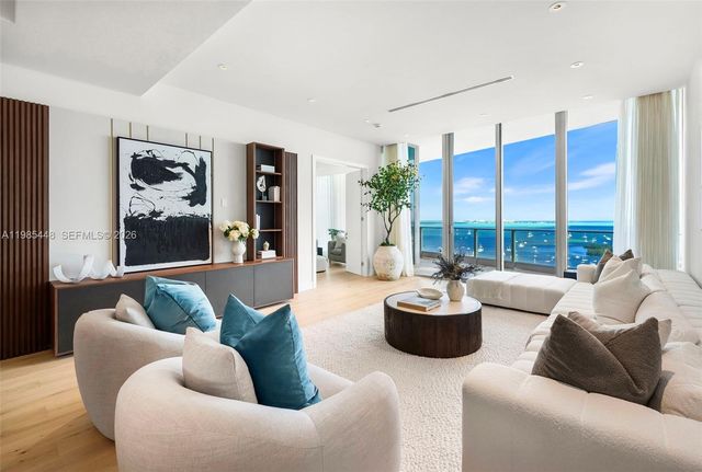 2627 S Bayshore Dr 2904, Miami, FL 33133