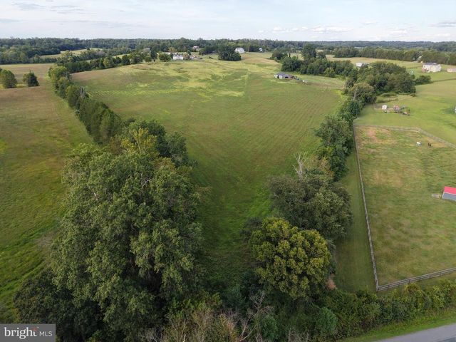 OAK SHADE, Jeffersonton, VA 22724