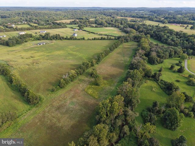OAK SHADE, Jeffersonton, VA 22724