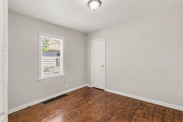 3329 Sanford Street, Muskegon, MI 49444