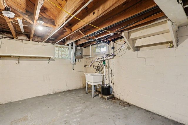 3329 Sanford Street, Muskegon, MI 49444