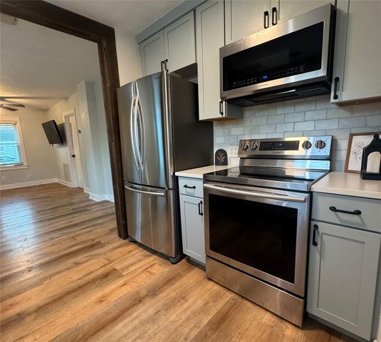 4133 3RD AVENUE N, St Petersburg, FL 33713