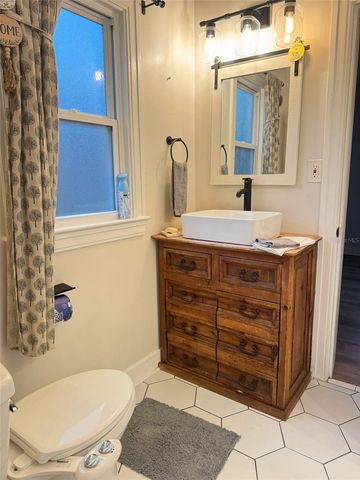 4133 3RD AVENUE N, St Petersburg, FL 33713