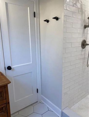 4133 3RD AVENUE N, St Petersburg, FL 33713