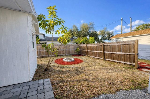 4133 3RD AVENUE N, St Petersburg, FL 33713