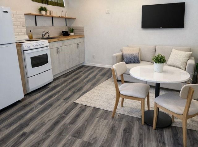 4133 3RD AVENUE N, St Petersburg, FL 33713