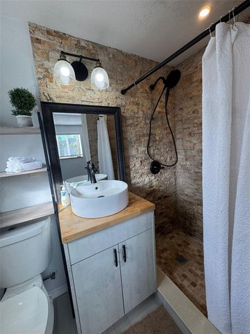 4133 3RD AVENUE N, St Petersburg, FL 33713