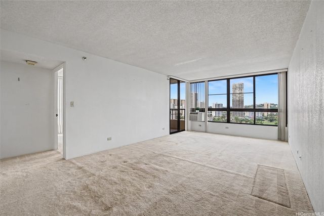 5333 Likini Street 1202, Honolulu, HI 96818