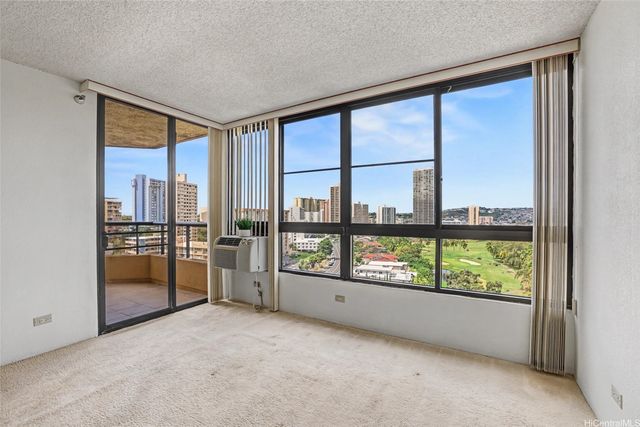 5333 Likini Street 1202, Honolulu, HI 96818