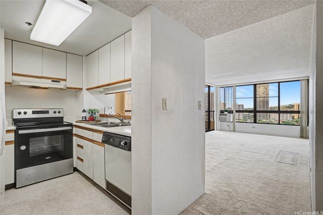 5333 Likini Street 1202, Honolulu, HI 96818