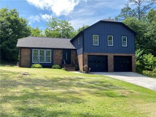 323 W Claiborne NE Court, Marietta, GA 30066