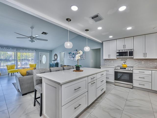 9020 SW 8th Street, Boca Raton, FL 33433