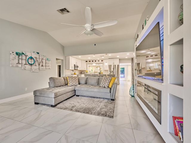 9020 SW 8th Street, Boca Raton, FL 33433