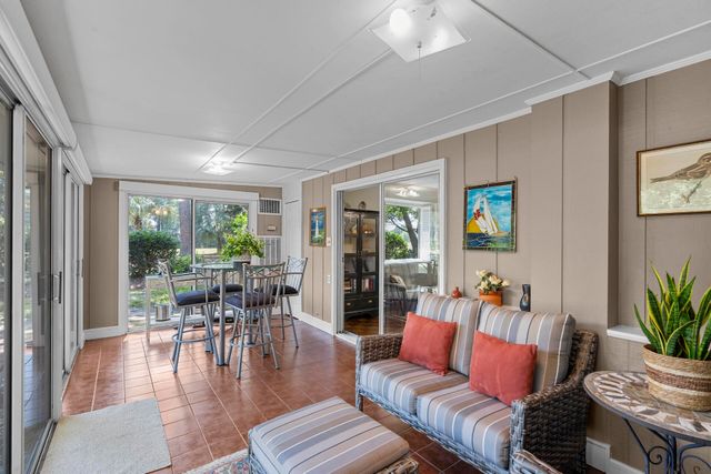 608 Ventura Place, Mount Pleasant, SC 29464