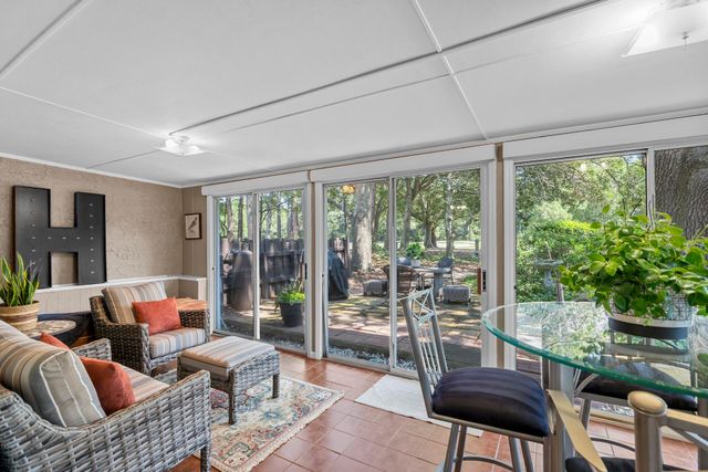 608 Ventura Place, Mount Pleasant, SC 29464