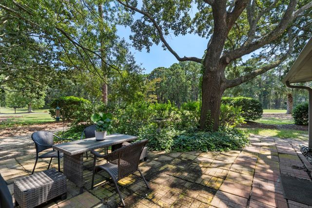 608 Ventura Place, Mount Pleasant, SC 29464