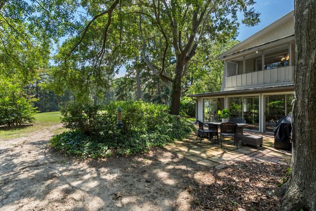 608 Ventura Place, Mount Pleasant, SC 29464