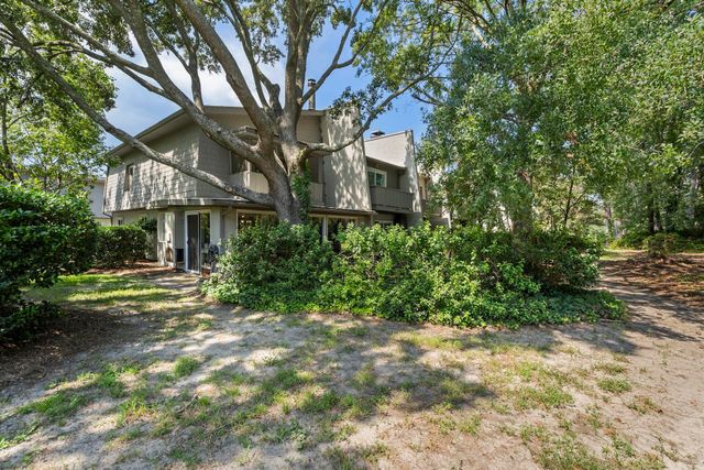 608 Ventura Place, Mount Pleasant, SC 29464