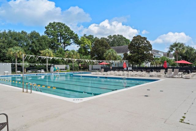 608 Ventura Place, Mount Pleasant, SC 29464