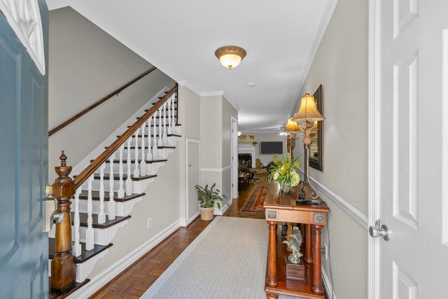 608 Ventura Place, Mount Pleasant, SC 29464