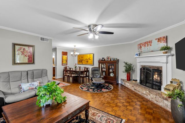 608 Ventura Place, Mount Pleasant, SC 29464