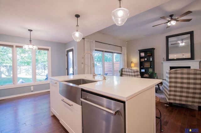 5844 S 91st Street, Lincoln, NE 68526