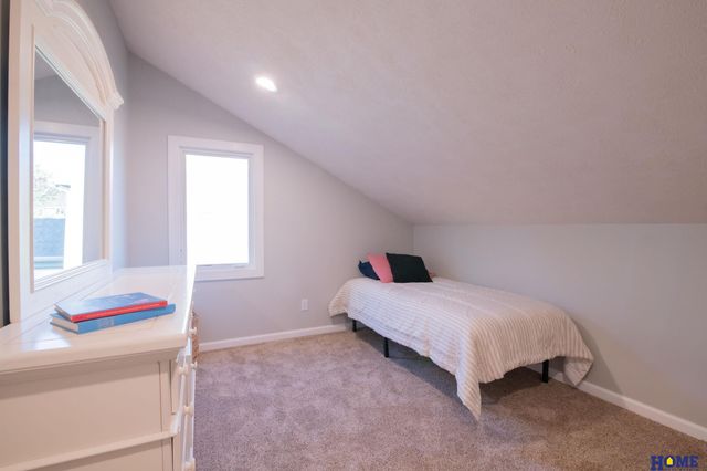 5844 S 91st Street, Lincoln, NE 68526