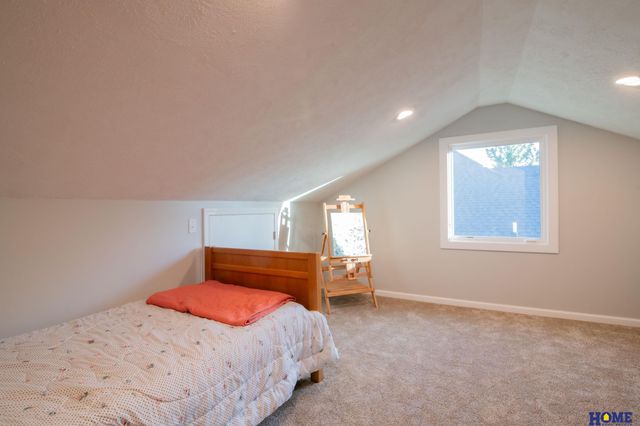 5844 S 91st Street, Lincoln, NE 68526