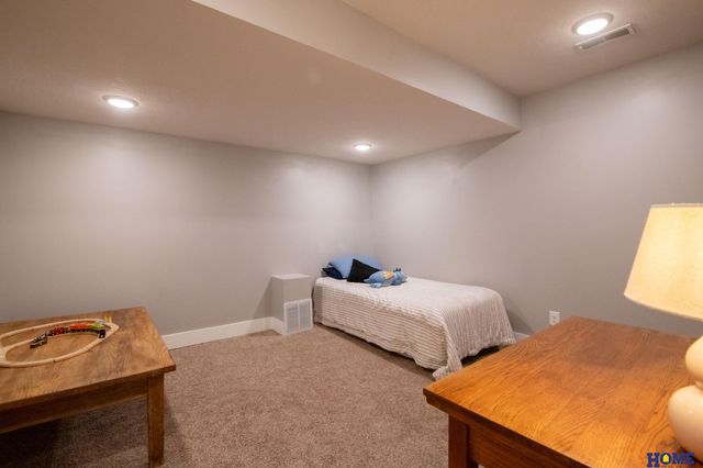 5844 S 91st Street, Lincoln, NE 68526