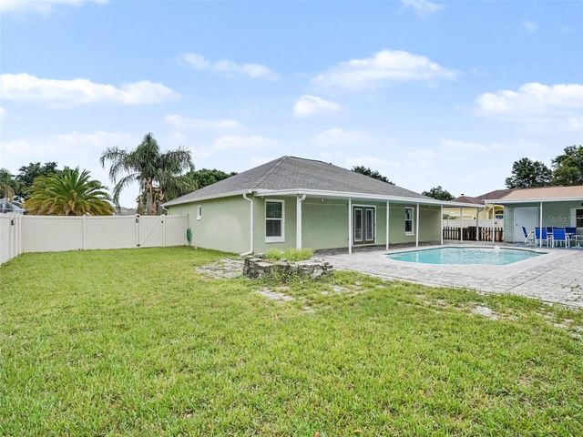 128 BRIGHTON CIRCLE, Auburndale, FL 33823