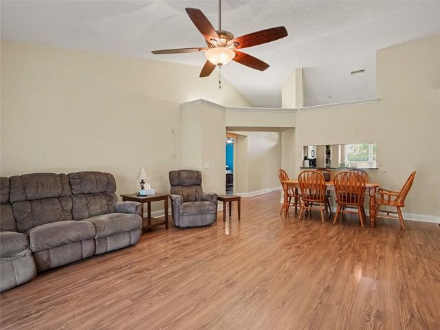 128 BRIGHTON CIRCLE, Auburndale, FL 33823