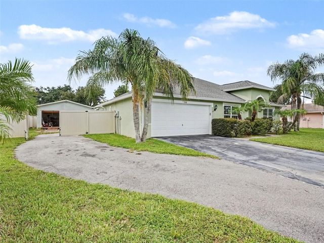 128 BRIGHTON CIRCLE, Auburndale, FL 33823