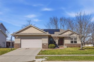 360 Lockmoor Avenue, North Liberty, IA 52317