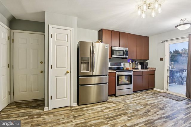 824 SNOW VALLEY LN, Odenton, MD 21113