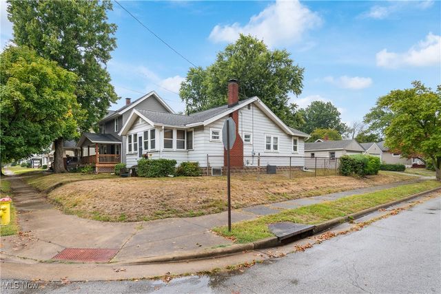 1239 Lily Street, Akron, OH 44301