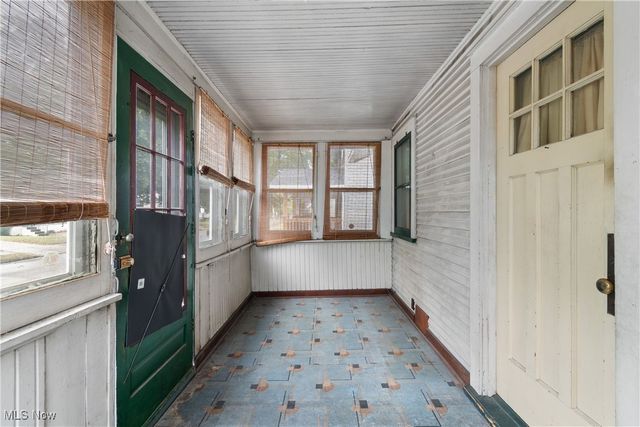 1239 Lily Street, Akron, OH 44301