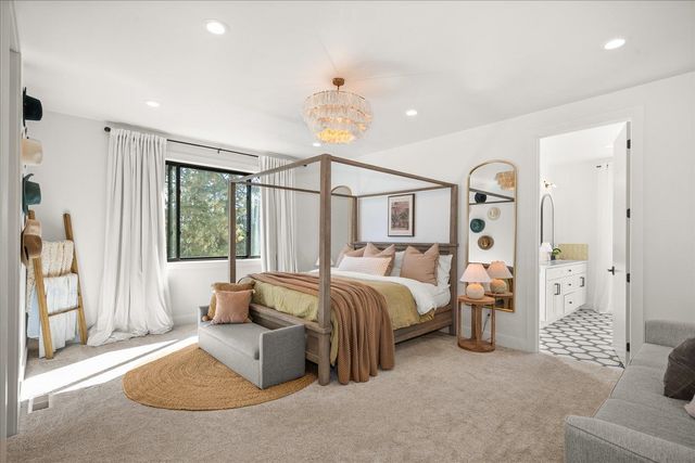 9610 S Mullen Hill Rd, Spokane, WA 99224