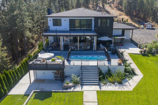 9610 S Mullen Hill Rd, Spokane, WA 99224