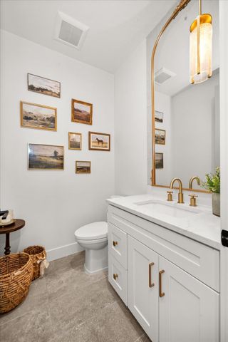 9610 S Mullen Hill Rd, Spokane, WA 99224