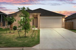 264 Perfect World LOOP, Jarrell, TX 76537