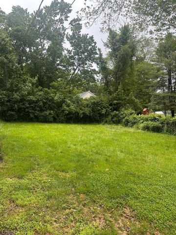 10 Villanueva Ave, Jefferson Twp., NJ 07849