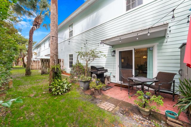 4216 Leo Lane Unit 4f, Riviera Beach, FL 33410