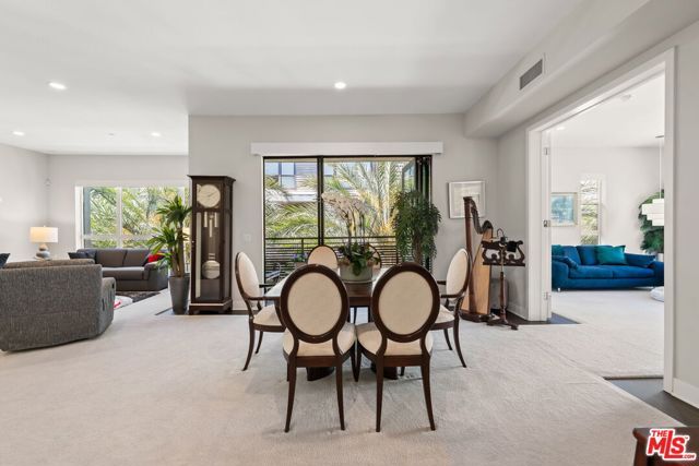 12763 Shell Place 2, Los Angeles, CA 90094