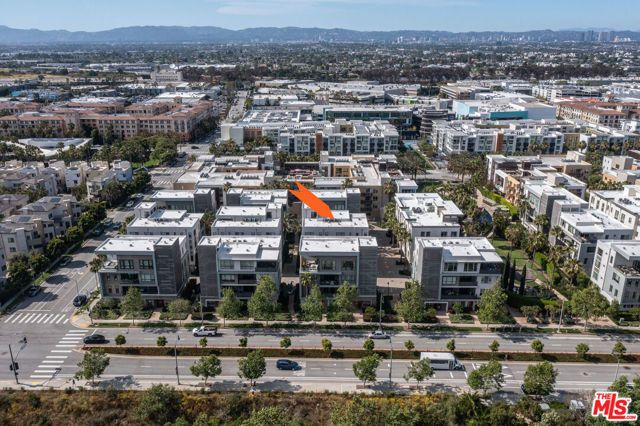 12763 Shell Place 2, Los Angeles, CA 90094