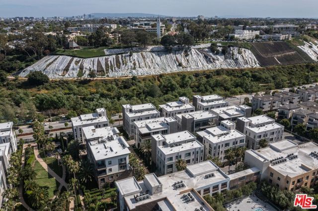 12763 Shell Place 2, Los Angeles, CA 90094