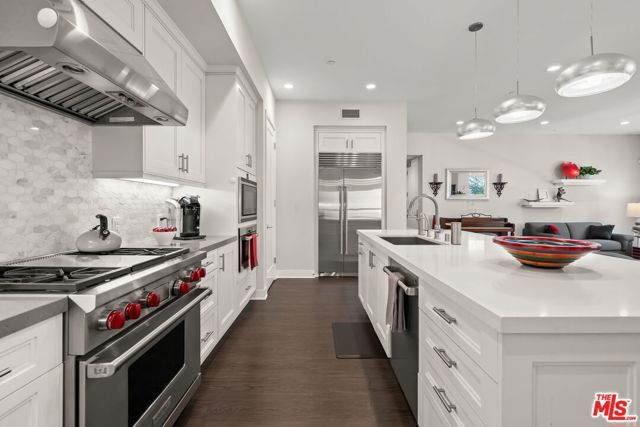 12763 Shell Place 2, Los Angeles, CA 90094
