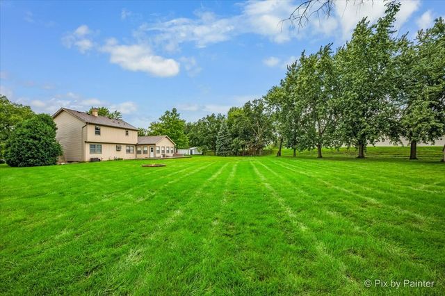 635 Pauline Court, Gilberts, IL 60136